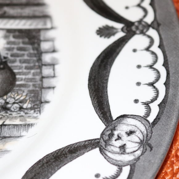 ROYAL STAFFORD HALLOWEEN WICKED WITCH DINNER PLATES - MADE IN ENGLAND -S/4- NEW - Picture 3 of 4